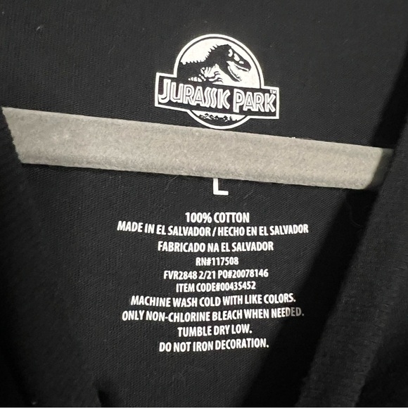 Jurassic Park Black Tie Dye Graphic TShirt Large - Picture 3 of 6